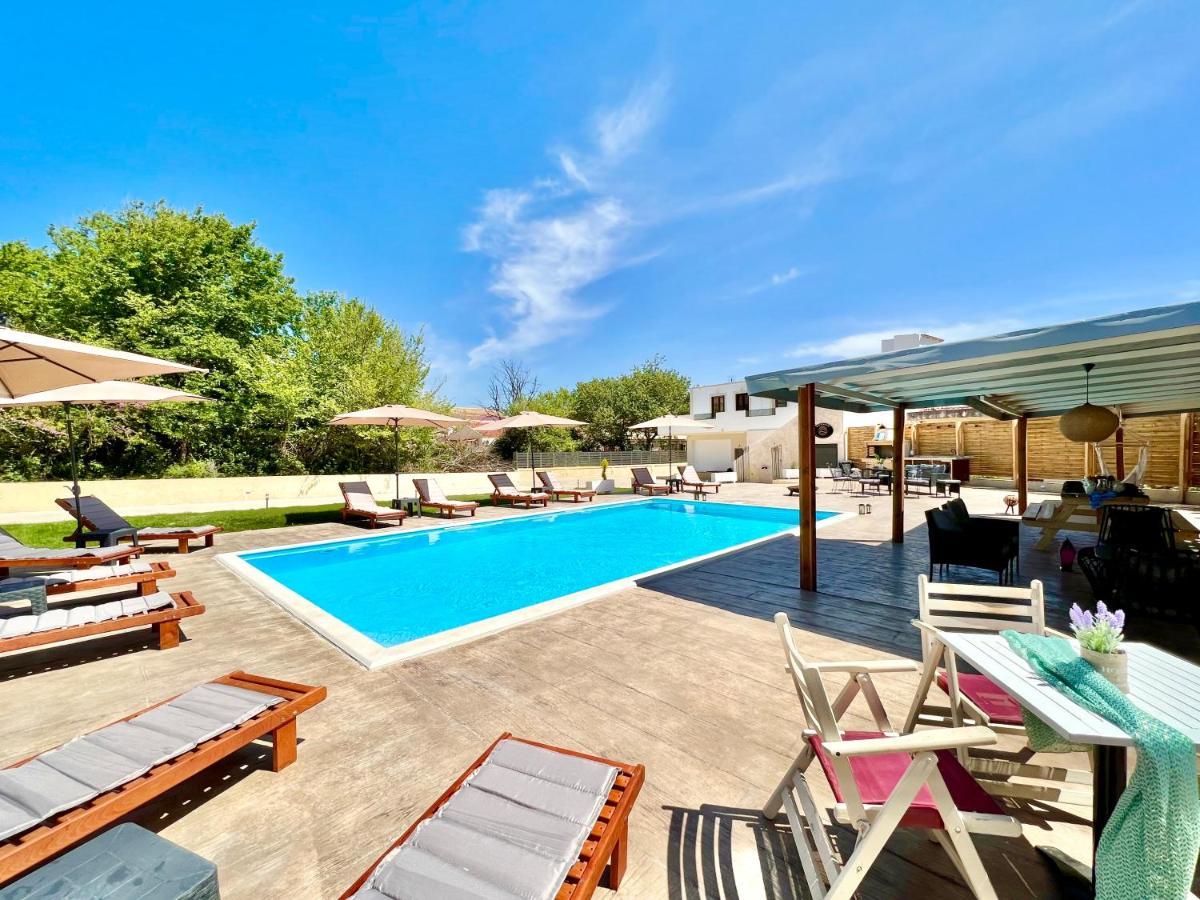 Beach Villa Verano With Private Pool By Dadovillas シダリオン エクステリア 写真
