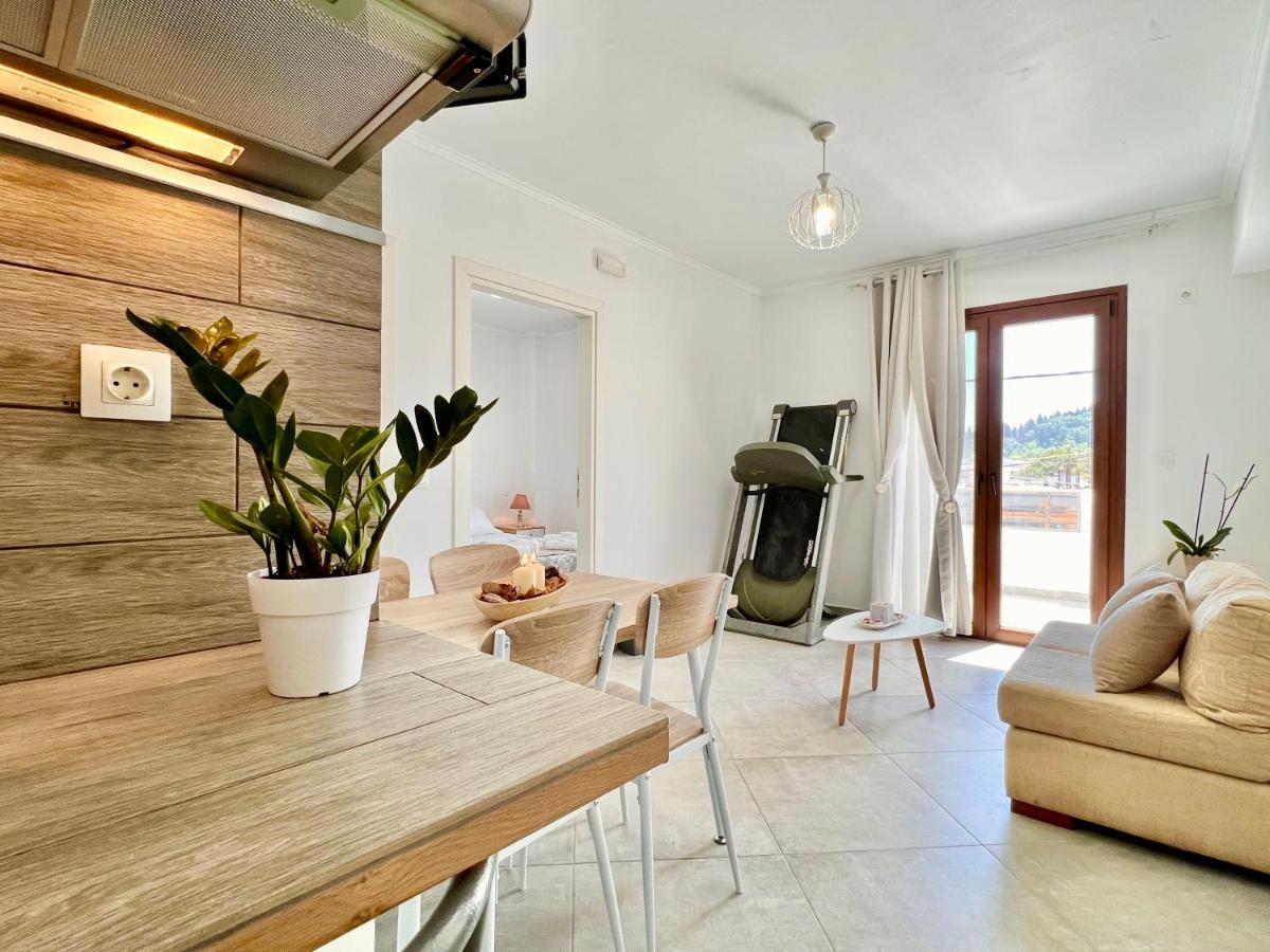 Beach Villa Verano With Private Pool By Dadovillas シダリオン エクステリア 写真