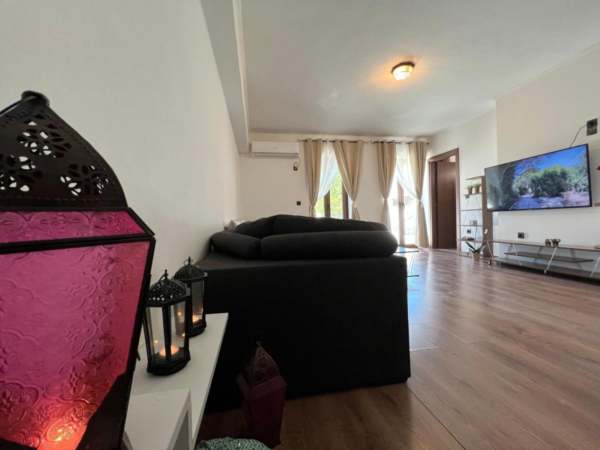 Beach Villa Verano With Private Pool By Dadovillas シダリオン エクステリア 写真