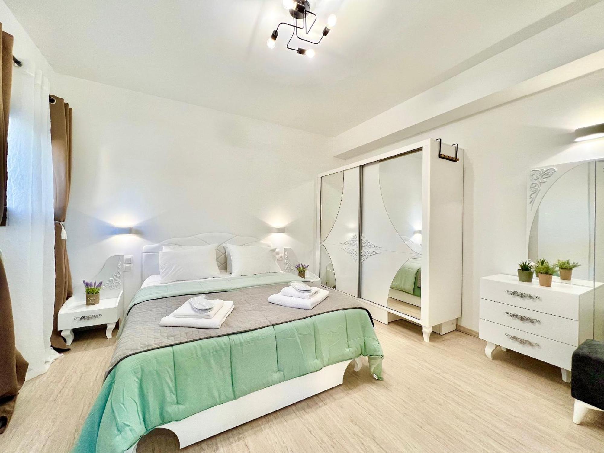 Beach Villa Verano With Private Pool By Dadovillas シダリオン エクステリア 写真